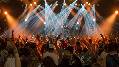 dalles plaques de protection de sol pour évenements et chantier espaces intérieurs